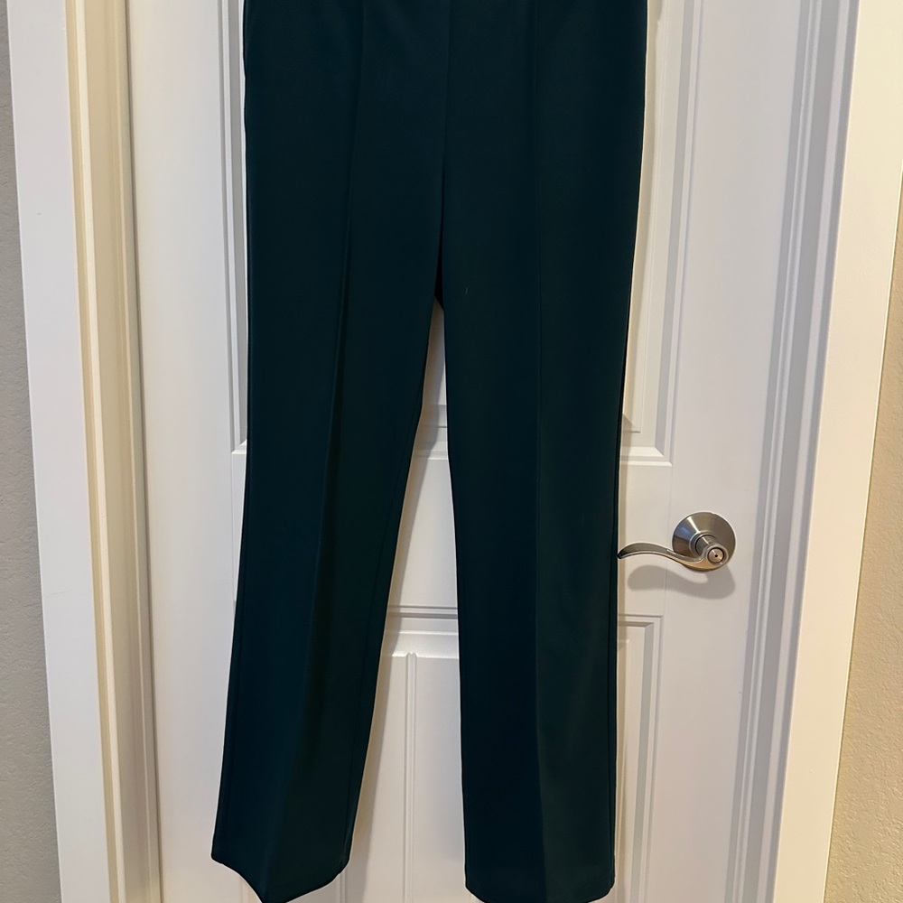 Elegant Hunter Green Women's Pants